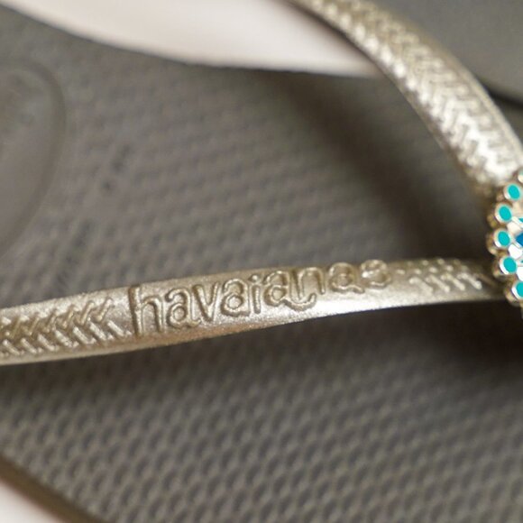 Havaianas "Slim" Grey & Silver Flip Flop With Turquoise & Silver Pendant - Picture 4 of 6
